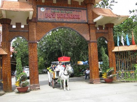 Châu Đốc - Rừng Tràm Trà Sư - Làng Chăm