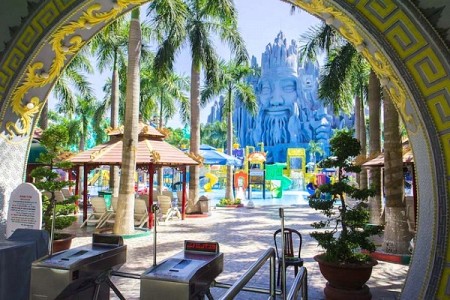Trải nghiệm Suối Tiên - Disneyland phong cách Việt Nam