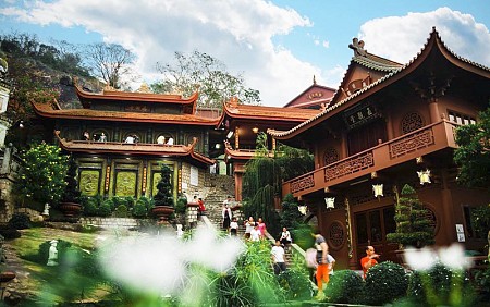 chương trình Châu Đốc khởi hành từ TP.Hồ Chí Minh