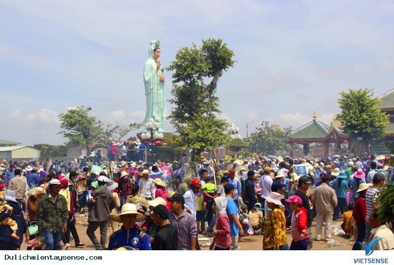 Thăm viếng Quan Âm Phật Đài khám phá lễ hội Quan Âm Nam Hải - Ảnh 5 Thăm viếng Quan Âm Phật Đài khám phá lễ hội Quan Âm Nam Hải - Ảnh 5