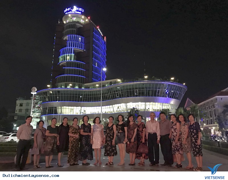 Ảnh Đoàn Khách 5 ngày từ Sài Gon về Cần Thơ - Ảnh 21 Ảnh Đoàn Khách 5 ngày từ Sài Gon về Cần Thơ - Ảnh 21