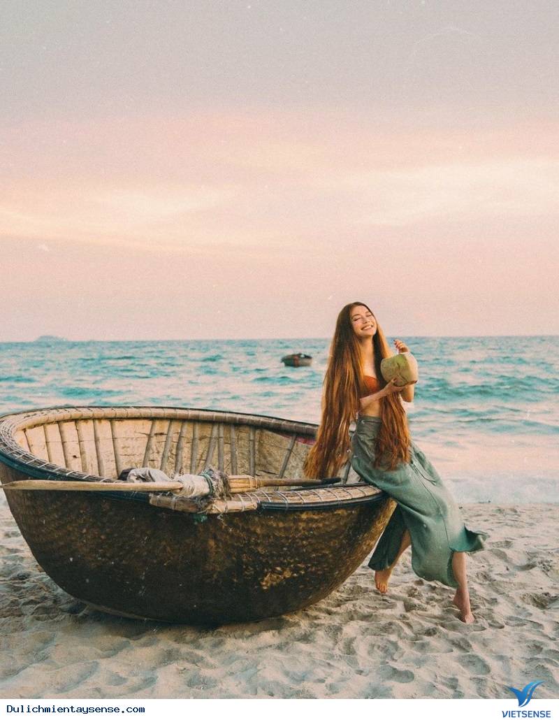 Việt Nam trong mắt quốc tế qua sự giới thiệu của Sarah Trần - Ảnh 2 Việt Nam trong mắt quốc tế qua sự giới thiệu của Sarah Trần - Ảnh 2