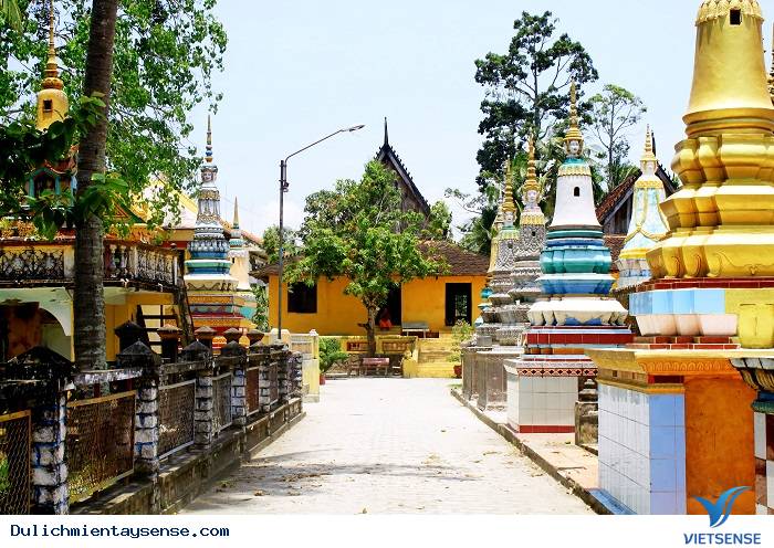 Độc đáo chùa Xà Tón Xvay Ton ở An Giang - Ảnh 3