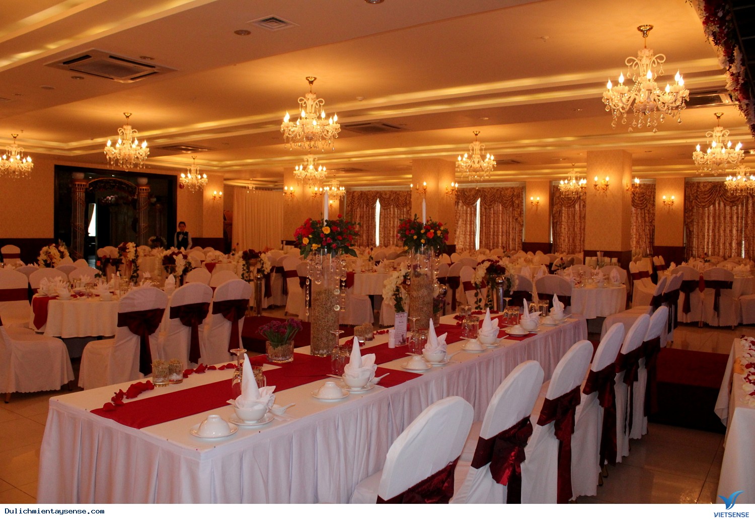 Phòng Hội Nghị Tiệc Cưới Khách Sạn Việt Úc Bến Tre