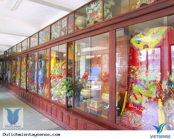 Miếu Bà Chúa Xứ Núi Sam