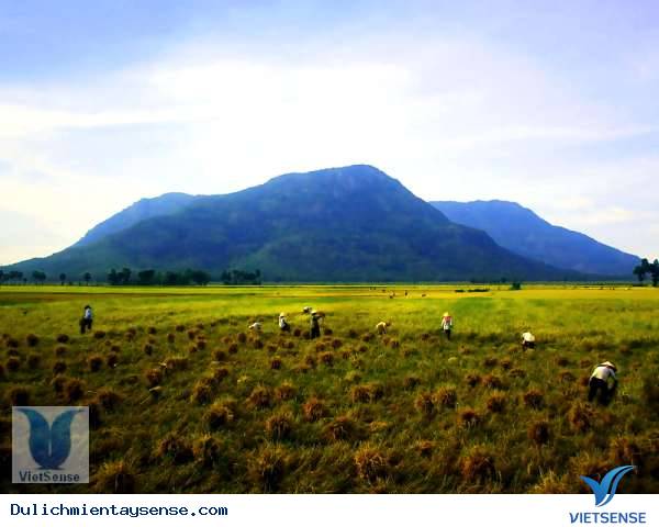 Núi Cấm - Thiên Cấm Sơn