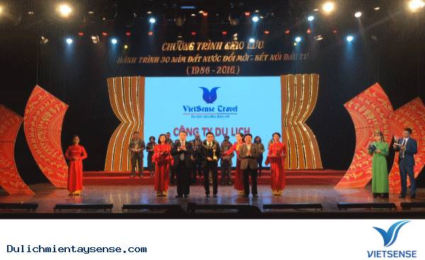 VIETSENSE TRAVEL ĐÓN NHẬN VINH DANH TOP 100 SẢN PHẨM - DỊCH VỤ CHẤT LƯỢNG CAO ASEAN - Ảnh 2